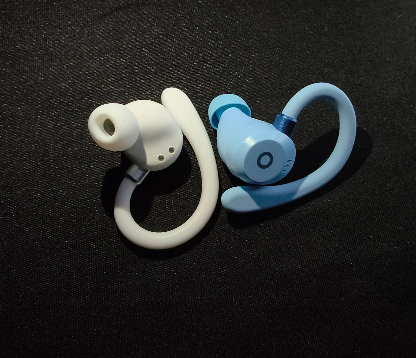 Auricular con gancho K09 con Bass · imagen 4